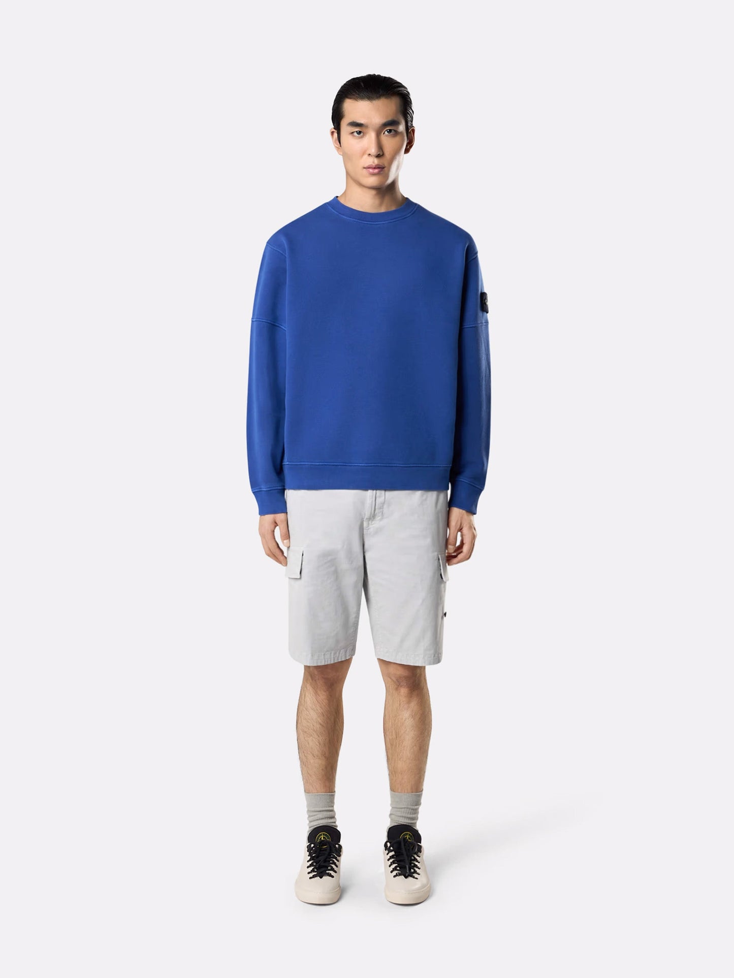 Sweatshirt with visible stitching